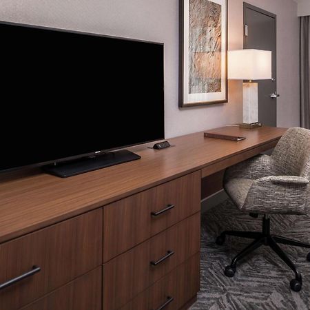 Готель Doubletree By Hilton Lafayette East Екстер'єр фото
